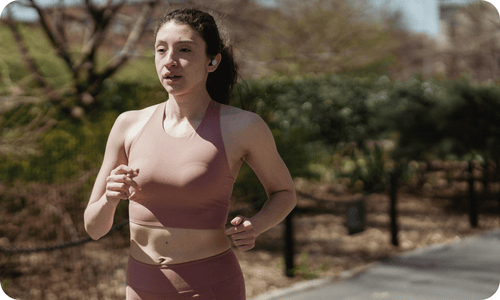 Pourquoi le sport aide à gérer le stress et les douleurs menstruelles